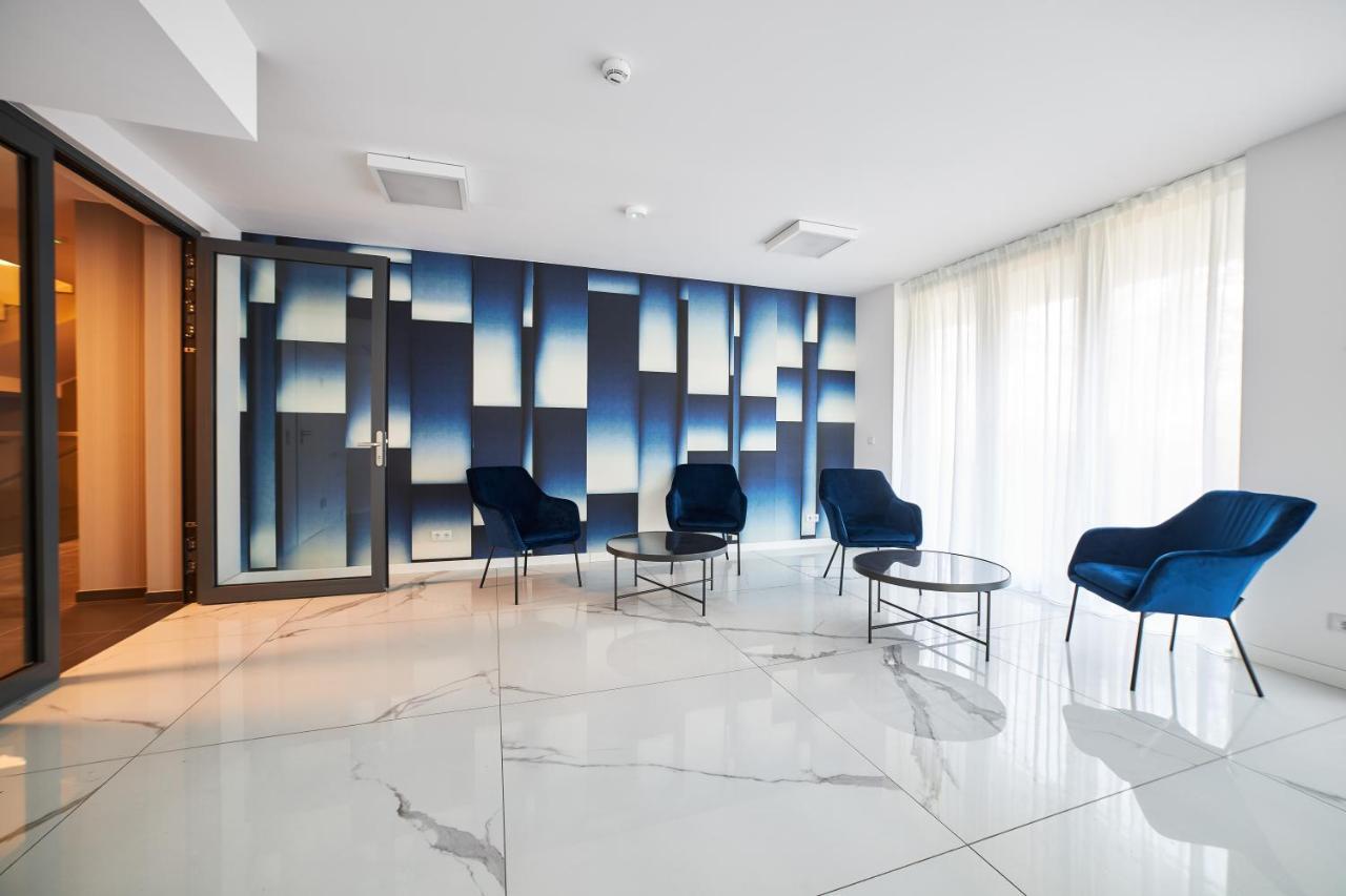 Jantaris Mielno Apartamenty Przy Plazy Экстерьер фото