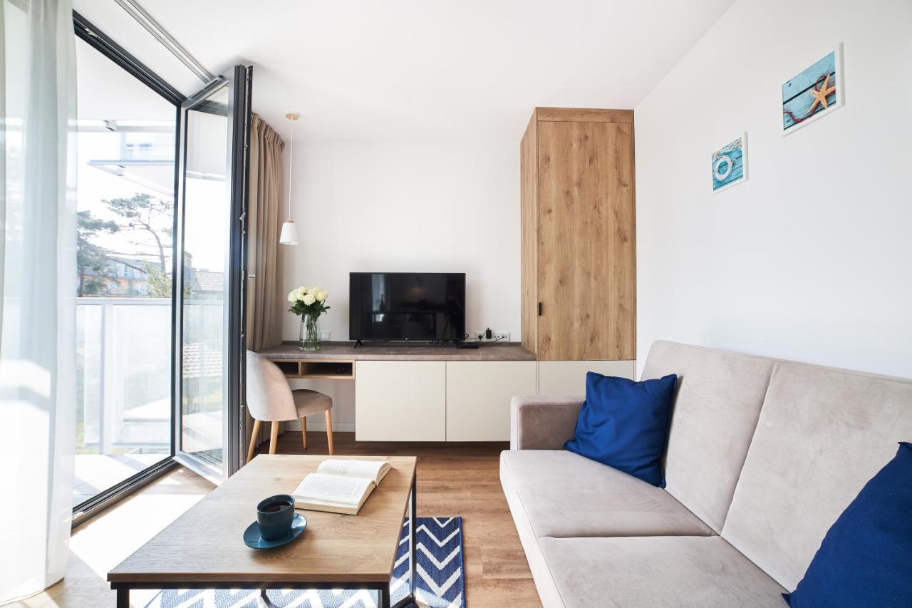 Jantaris Mielno Apartamenty Przy Plazy Экстерьер фото