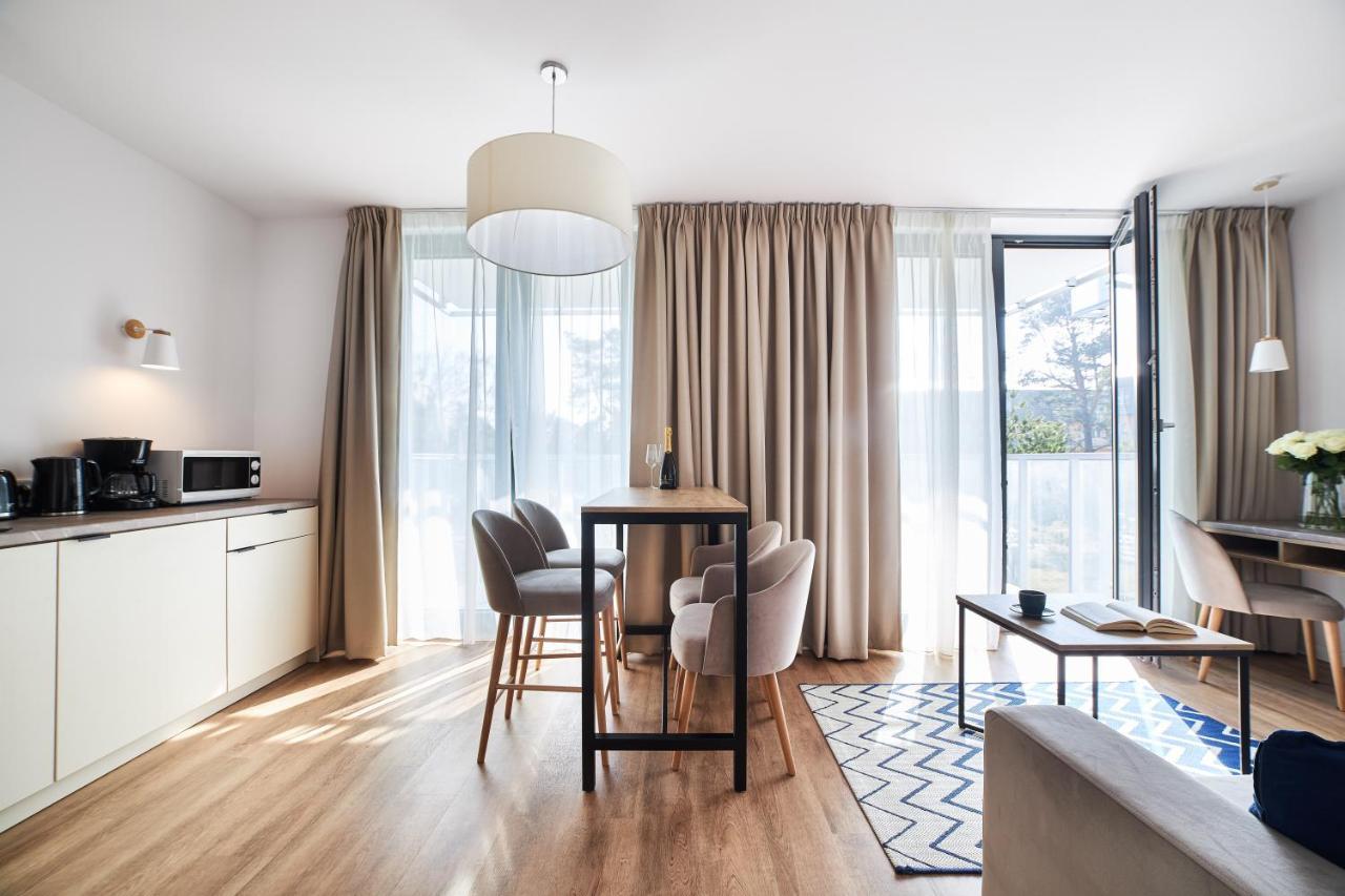 Jantaris Mielno Apartamenty Przy Plazy Экстерьер фото