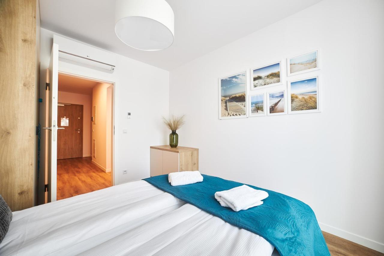 Jantaris Mielno Apartamenty Przy Plazy Экстерьер фото