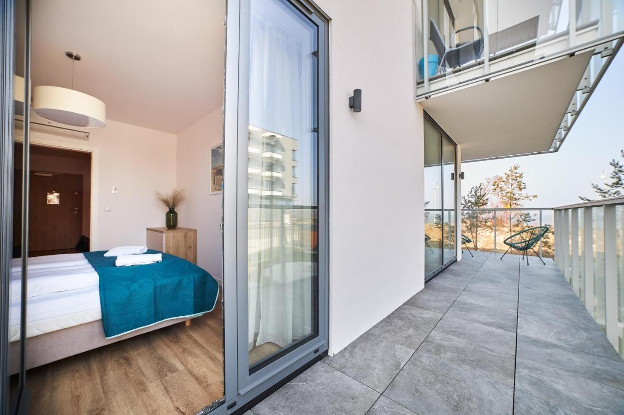 Jantaris Mielno Apartamenty Przy Plazy Экстерьер фото