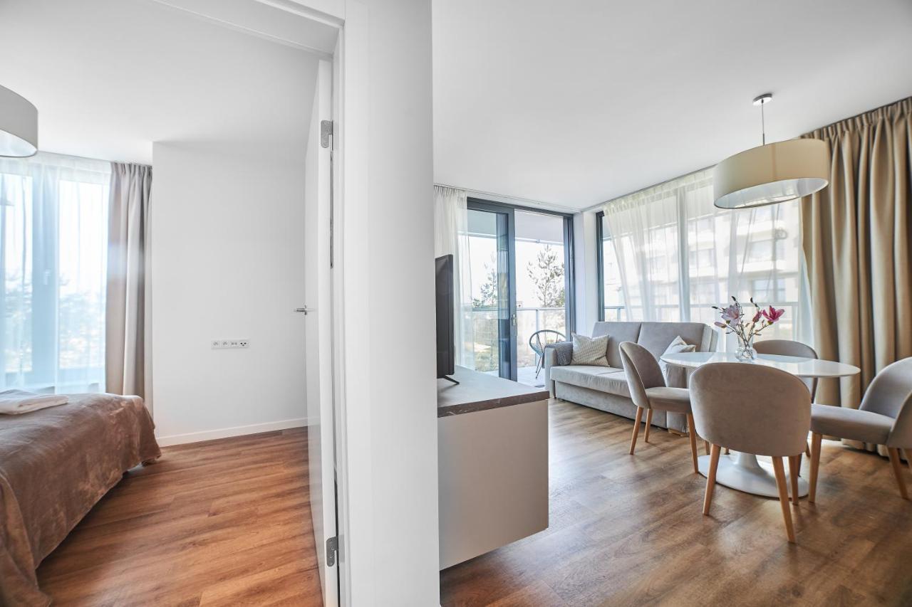 Jantaris Mielno Apartamenty Przy Plazy Экстерьер фото