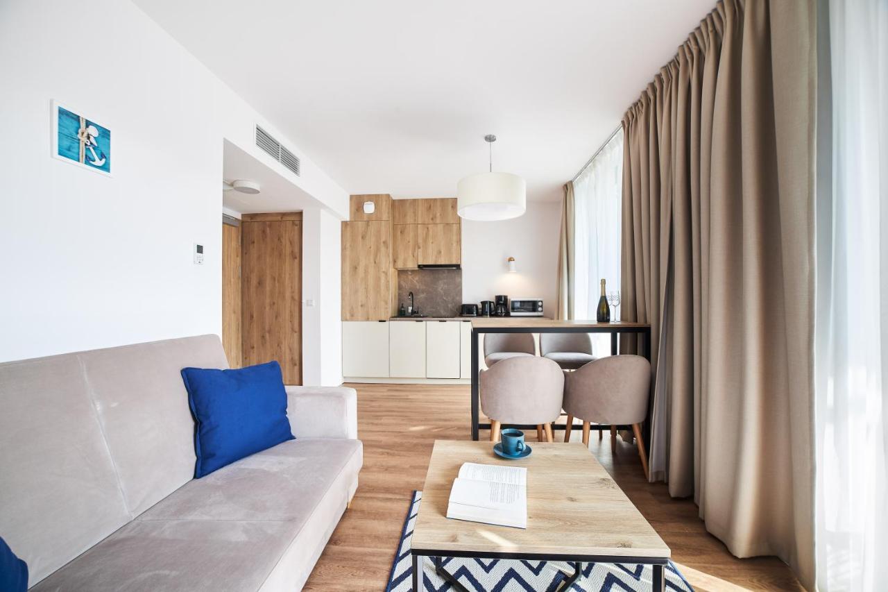 Jantaris Mielno Apartamenty Przy Plazy Экстерьер фото
